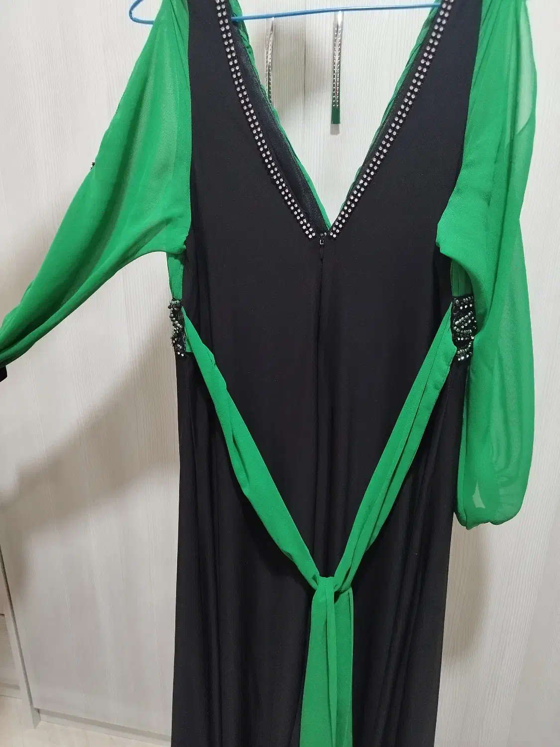 پیرهن ماکسی|لباس|نیشابور, هفده شهریور|دیوار