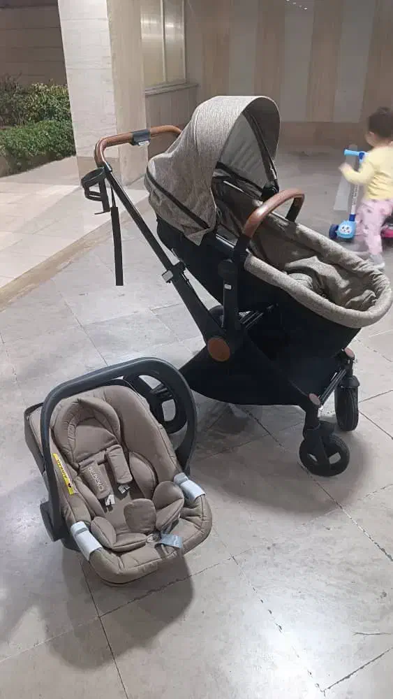 ست کالسکه و کریر تمیز|کالسکه و لوازم جانبی|تهران, سازمان برنامه شمالی|دیوار