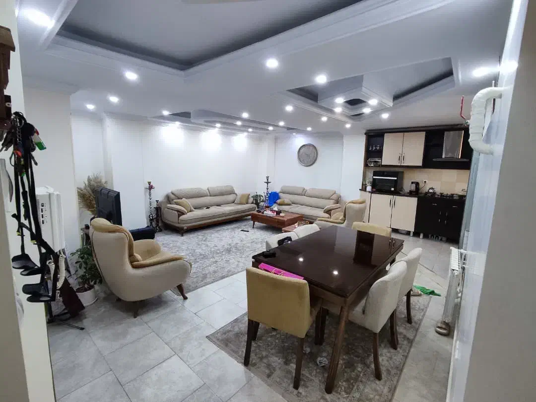 ۷۷ متر فول جی حاجیان