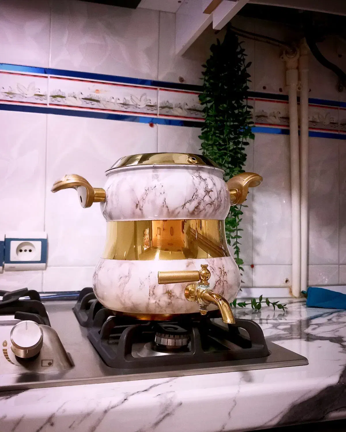 کتری طرح سنگی شیردار|قوری، کتری، قهوه‌ساز دستی|قیدار, |دیوار