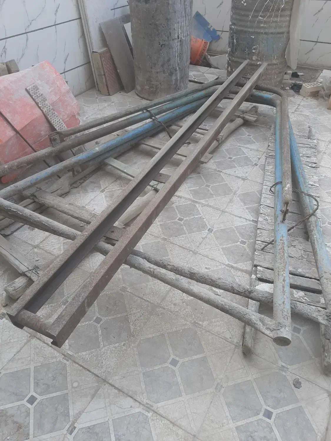 بالا بر|مصالح و تجهیزات ساختمان|برخوار, |دیوار