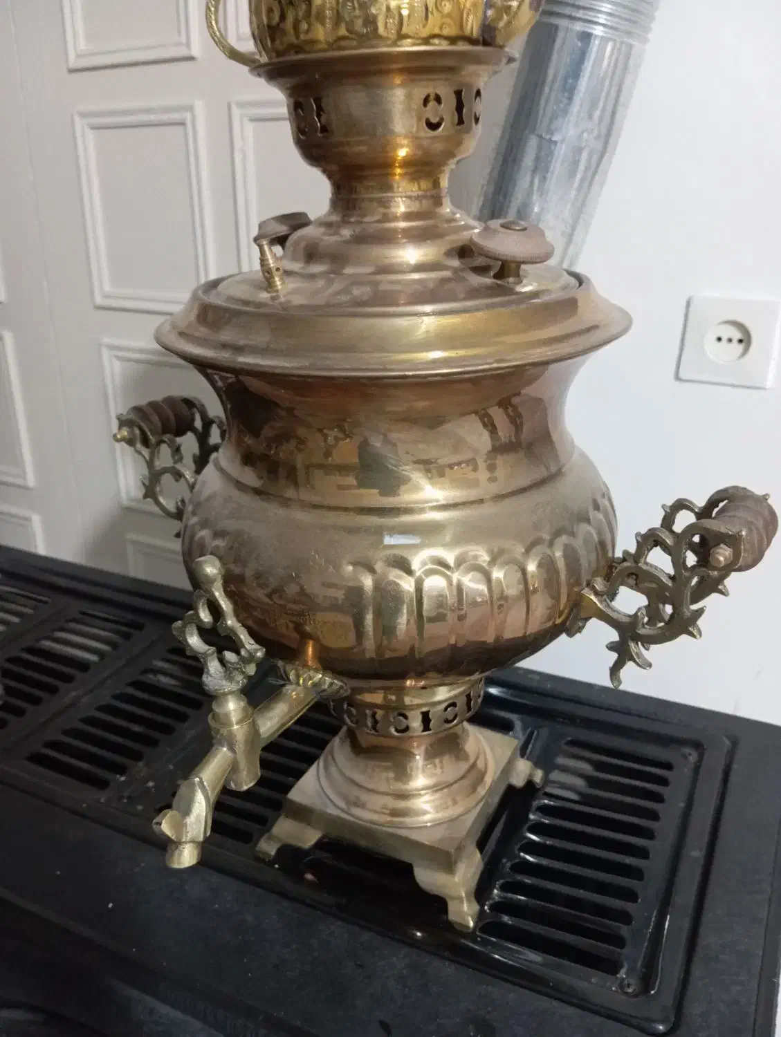 سماور زغالی قدیمی 7لیتری|کلکسیون اشیاء عتیقه|بروجرد, |دیوار