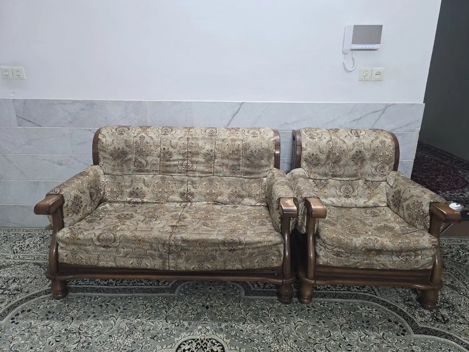 مبل چوب برند چوفا اردکان.|مبلمان خانگی و میز عسلی|یزد, |دیوار