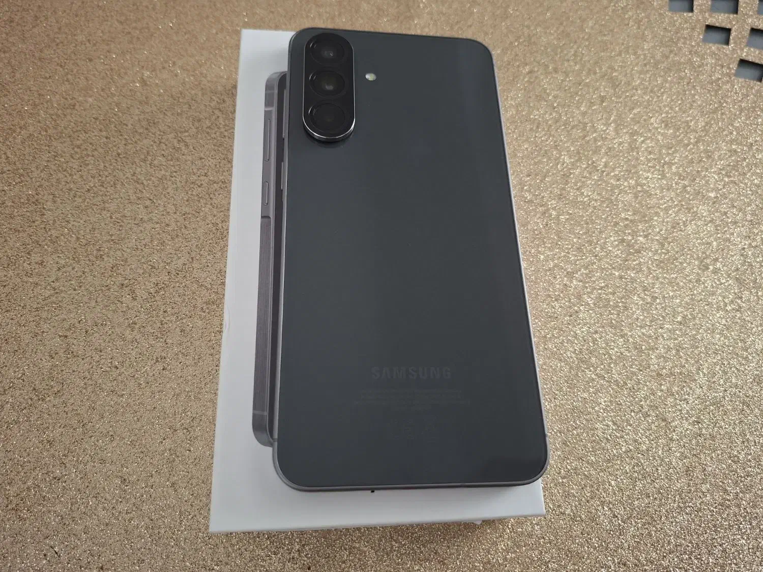 گوشی سامسونگ A56 نو|موبایل|بندرعباس, |دیوار