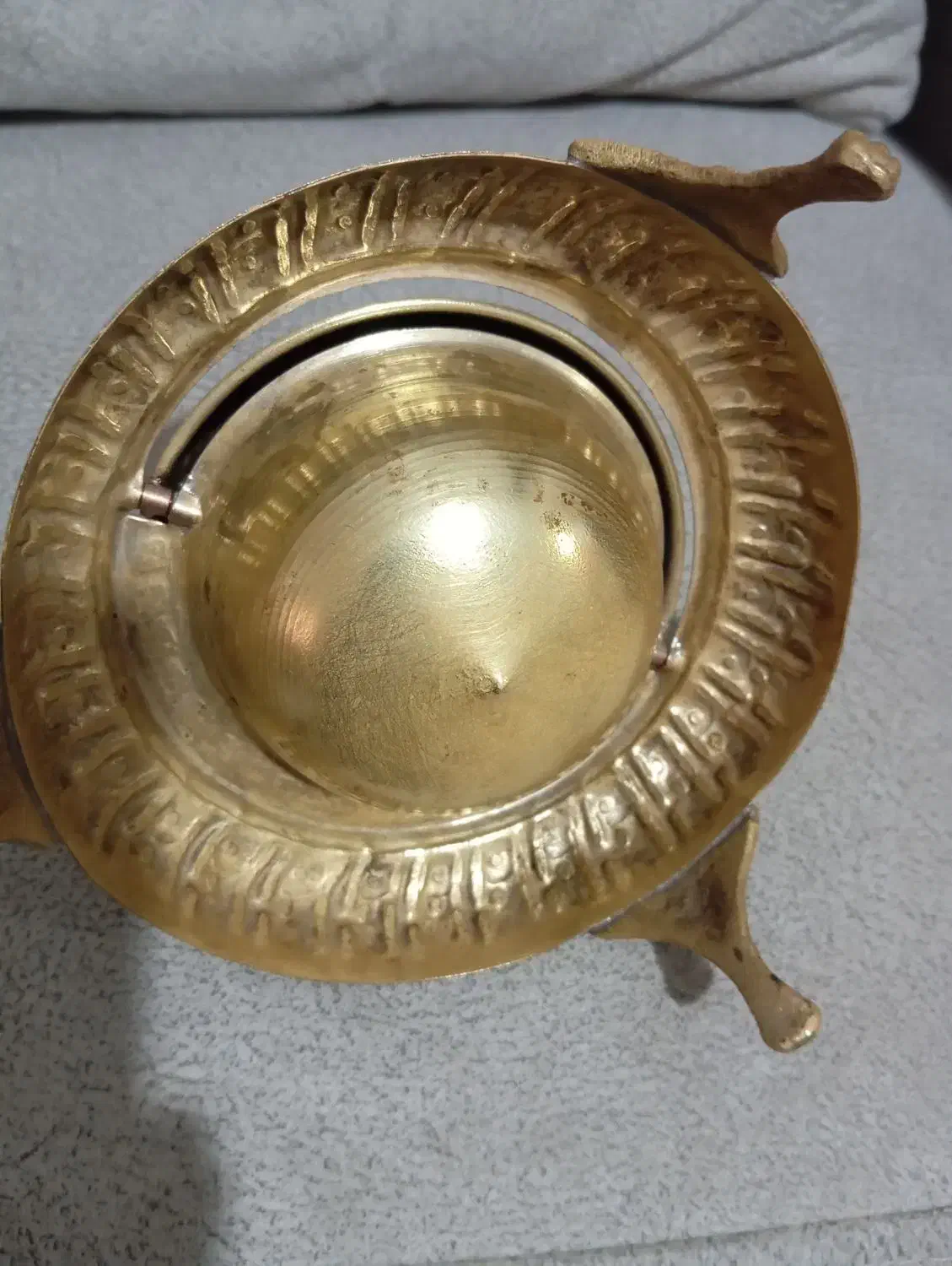 خاویار خوری  قدیمی برنجی اصل قلم دست پهلوی|کلکسیون اشیاء عتیقه|چالوس, |دیوار