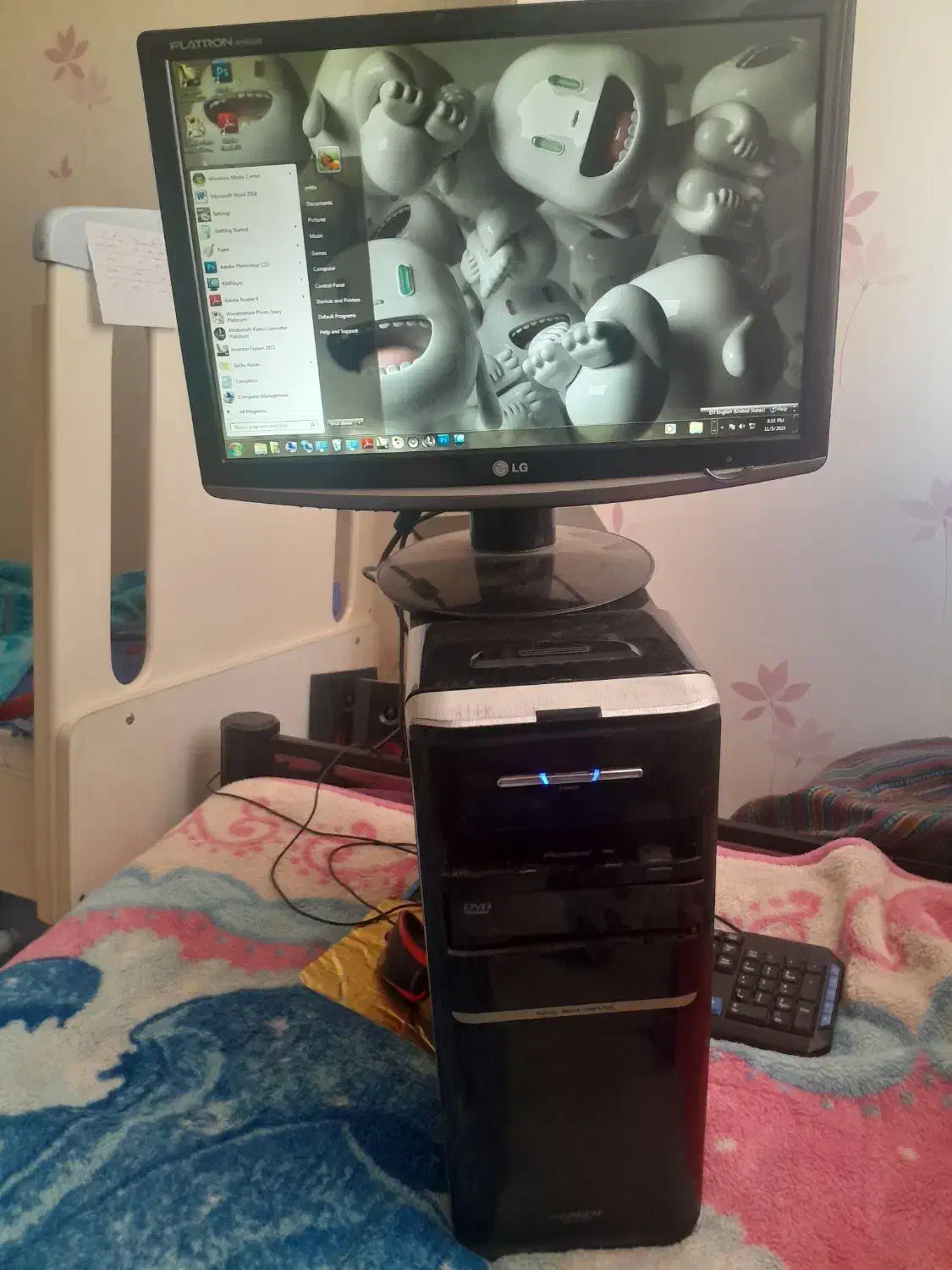 کامپیوتر خانگی|رایانه رومیزی|رودهن, |دیوار