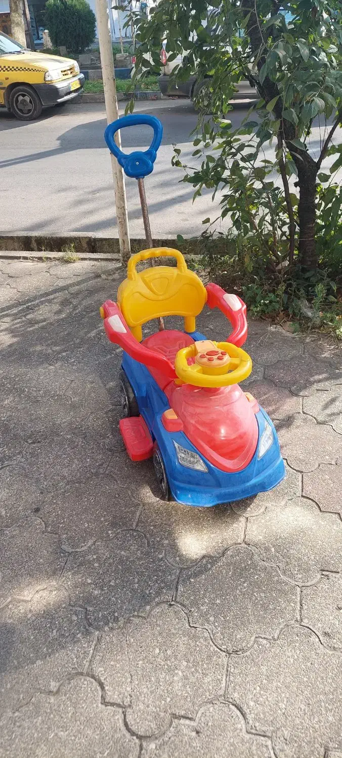 ماشین ۴چرخ کارکرده|اسباب‌‌بازی|بندر انزلی, کوی واحدی|دیوار