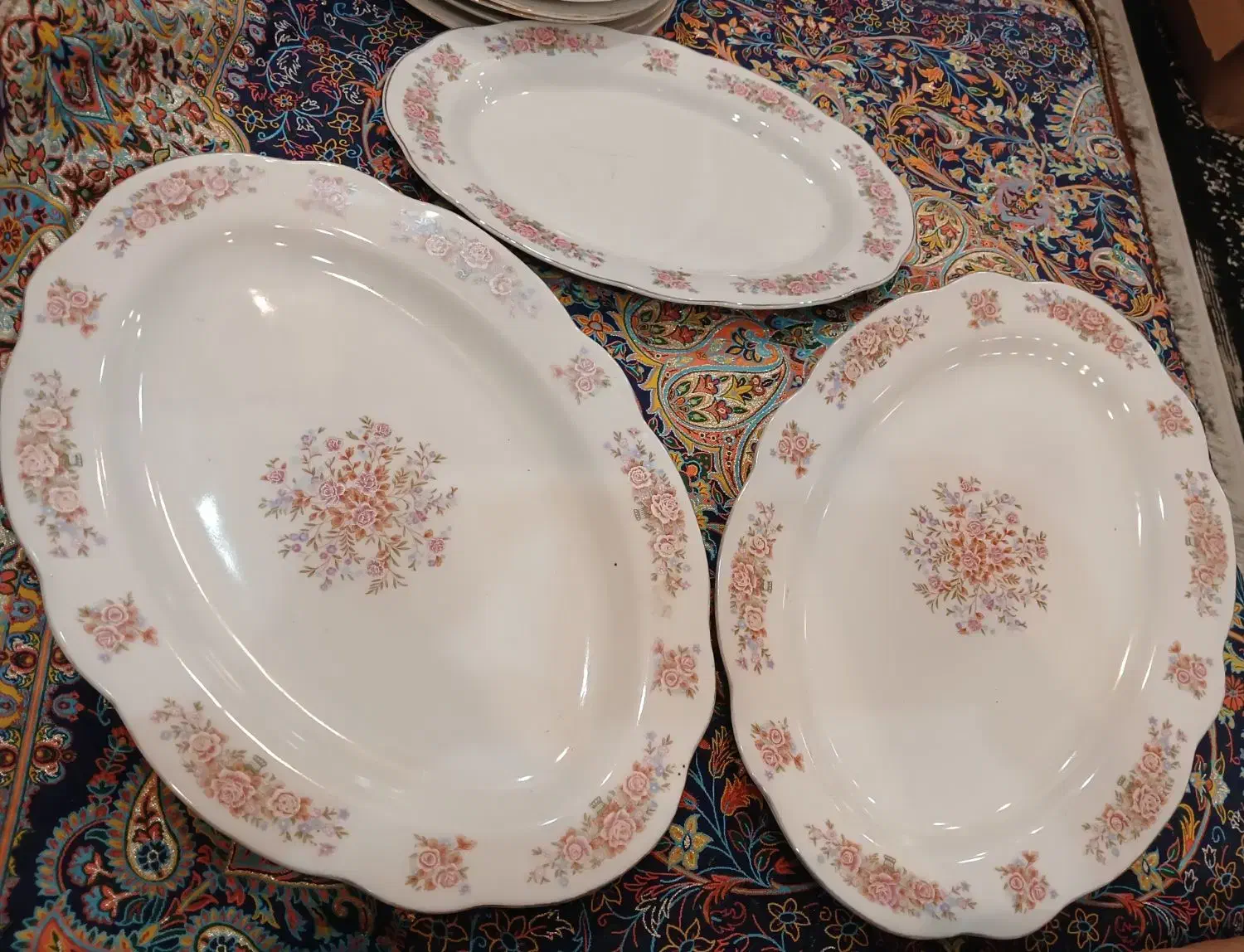 حراج بلور ایرانی و سوگا|ظروف سرو و پذیرایی|شیراز, شهرک سراج|دیوار