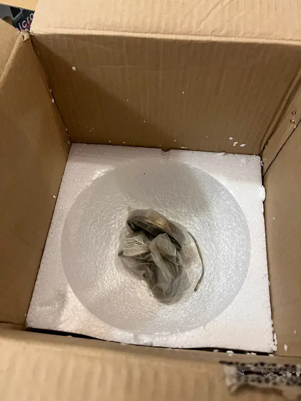 لوستر اتاق خواب|لوستر و چراغ آویز|ری, صفاییه (چشمه علی)|دیوار