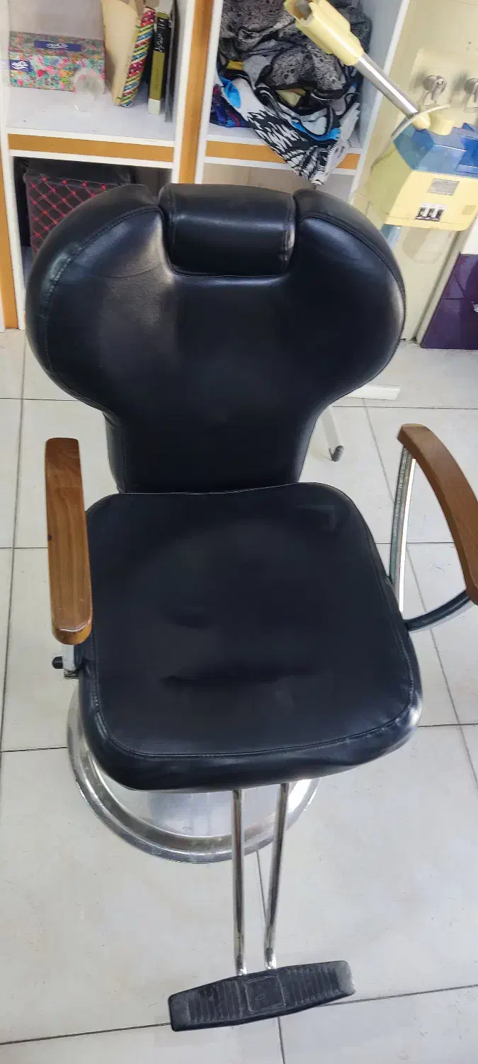 صندلی آرایشگاه|آرایشگاه و سالنهای زیبایی|خاوران, |دیوار