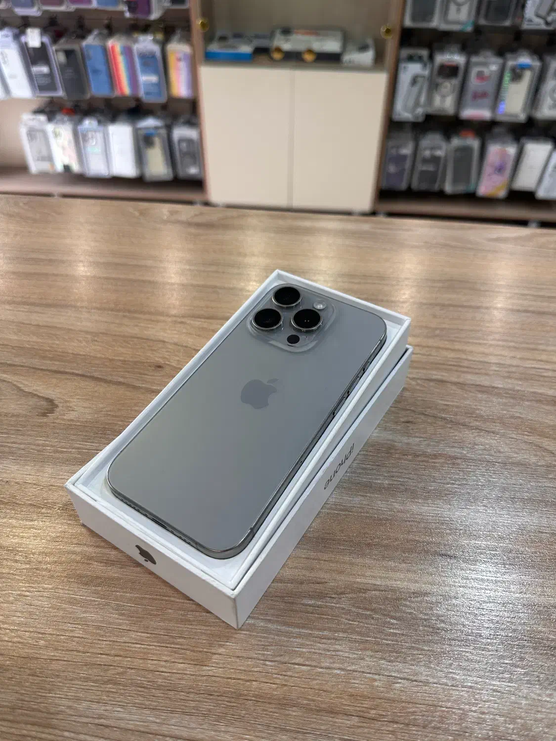 آیفون ۱۵ پرو ۱۲۸ گیگابایت دو سیم|موبایل|مشهد, آزادشهر|دیوار