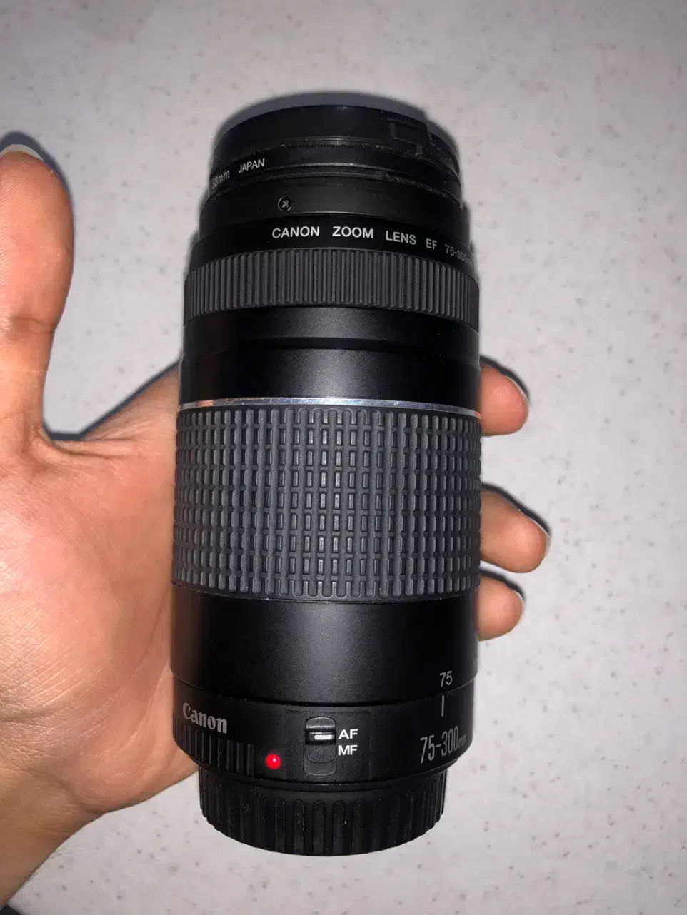 Canon 2000D|دوربین عکاسی و فیلم‌برداری|دماوند, گیلاوند|دیوار