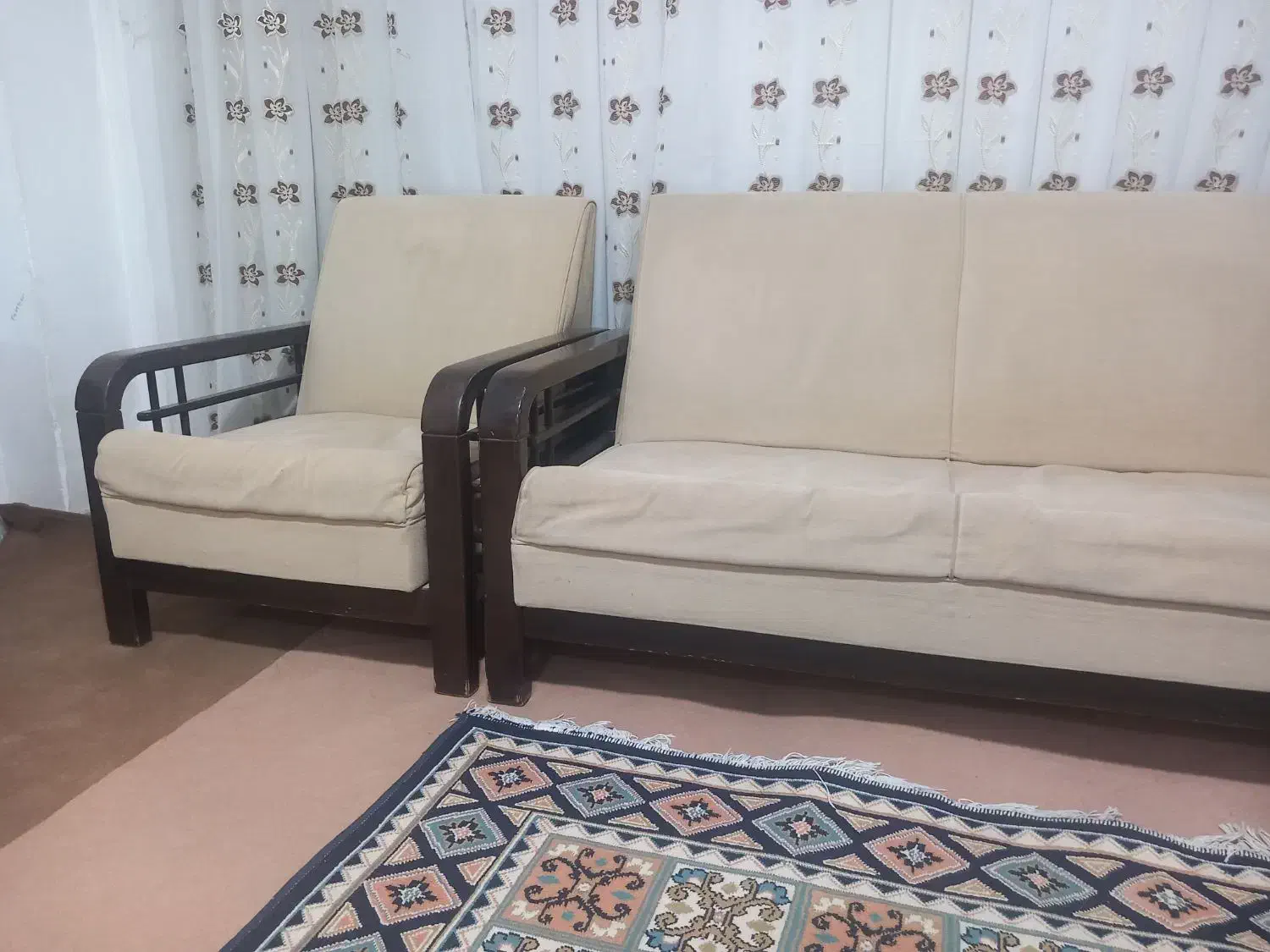 مبل ۶نفره|مبلمان خانگی و میز عسلی|شیروان (خراسان), |دیوار