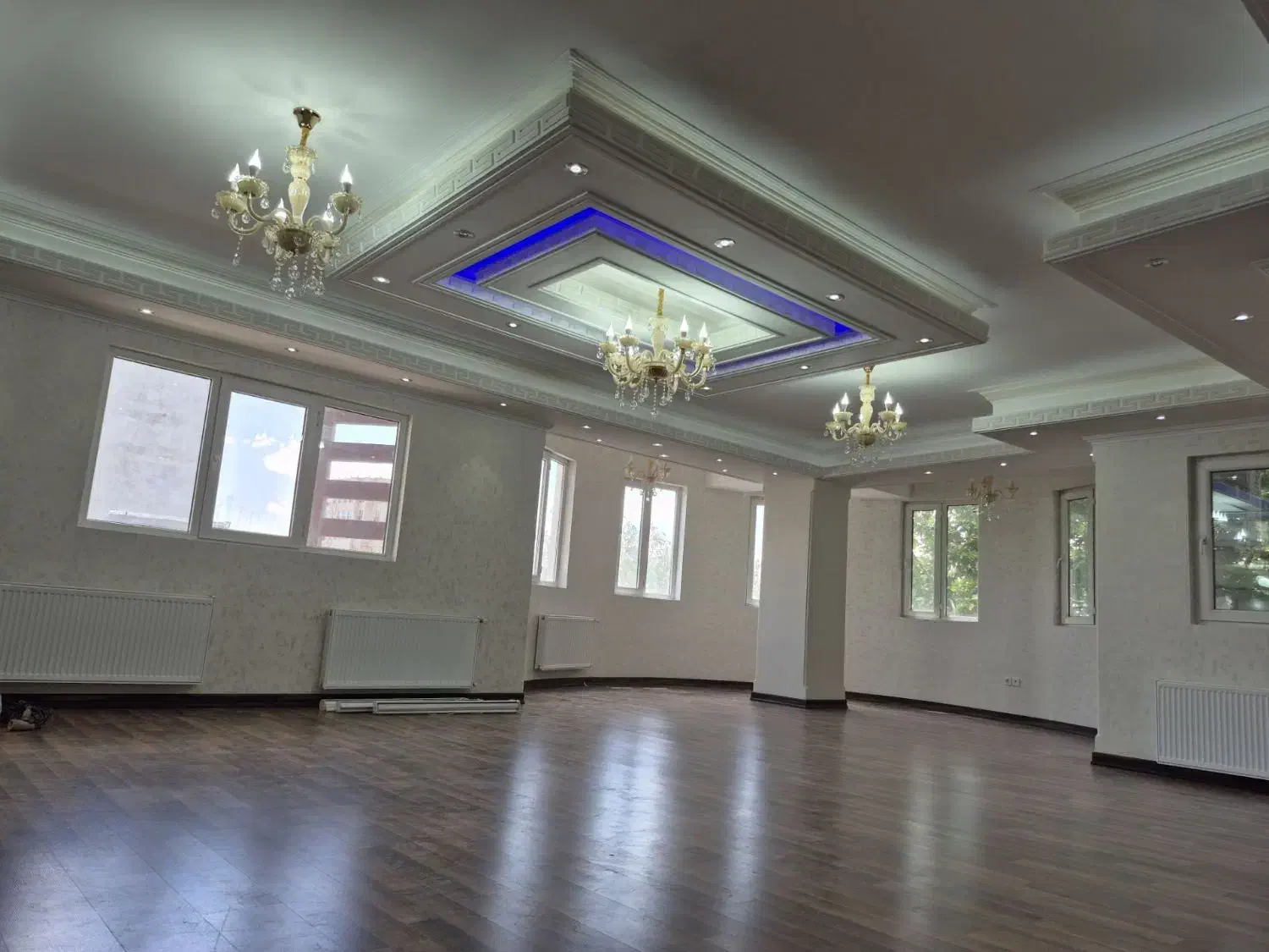 نقاشی ساختمان استاد رسول|خدمات پیشه و مهارت|مراغه, |دیوار