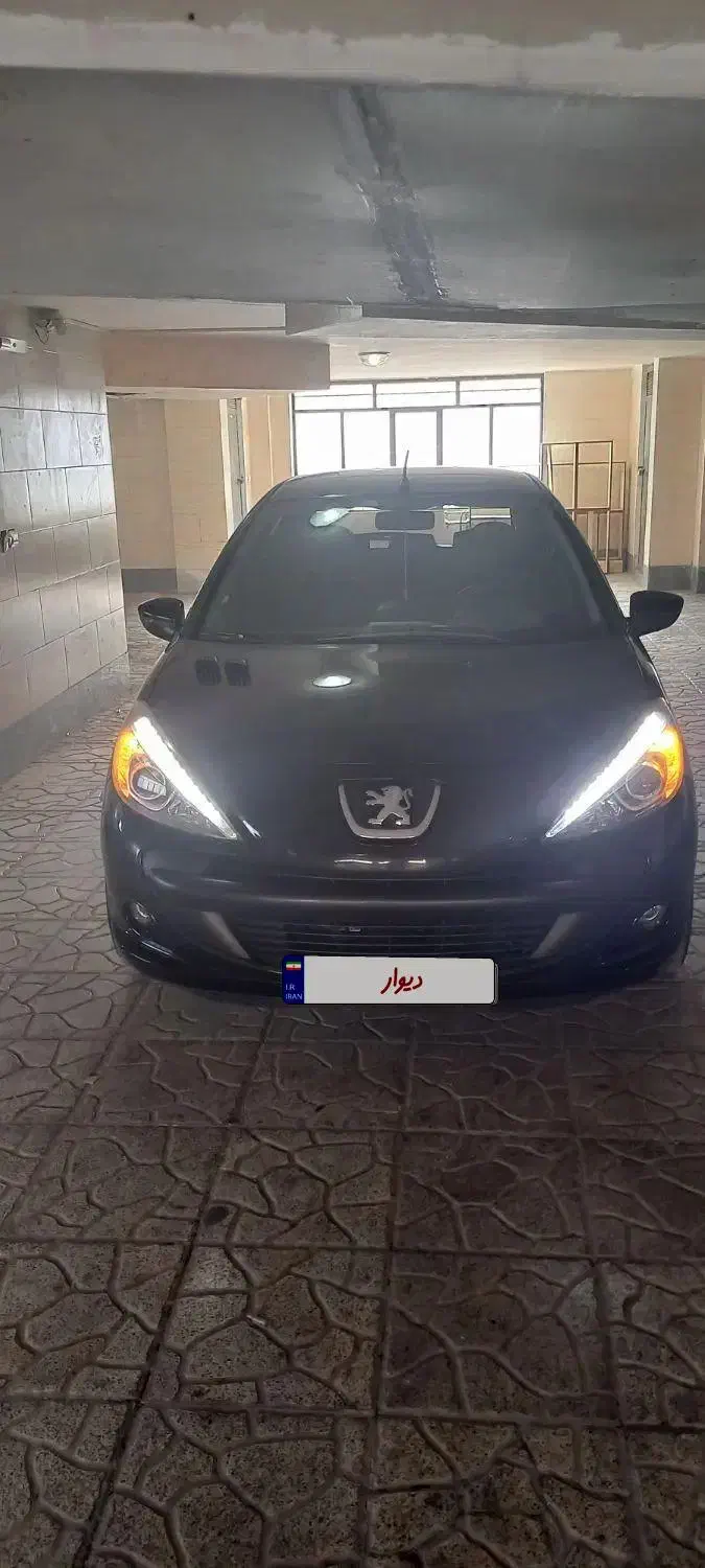 ۲۰۷ سقف فلز|خودرو سواری و وانت|شاهین‌شهر, شهرک امید|دیوار