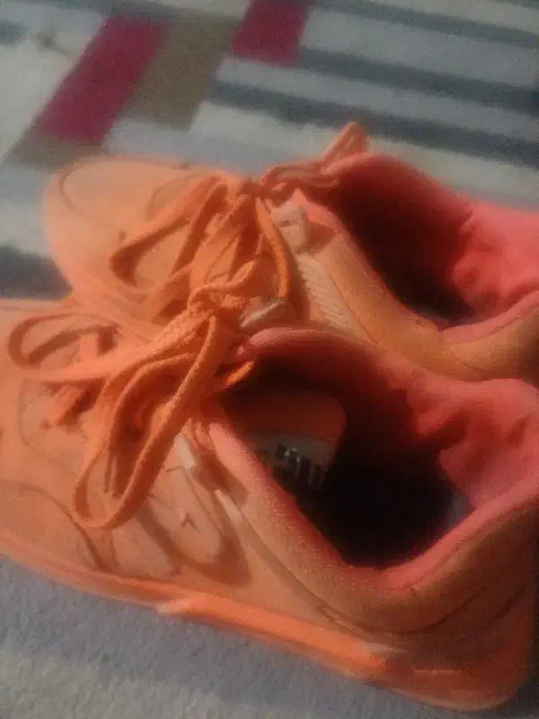 کفش نارنجی ۵۰۰۰۰۰۰|کیف، کفش، کمربند|دهدشت, |دیوار