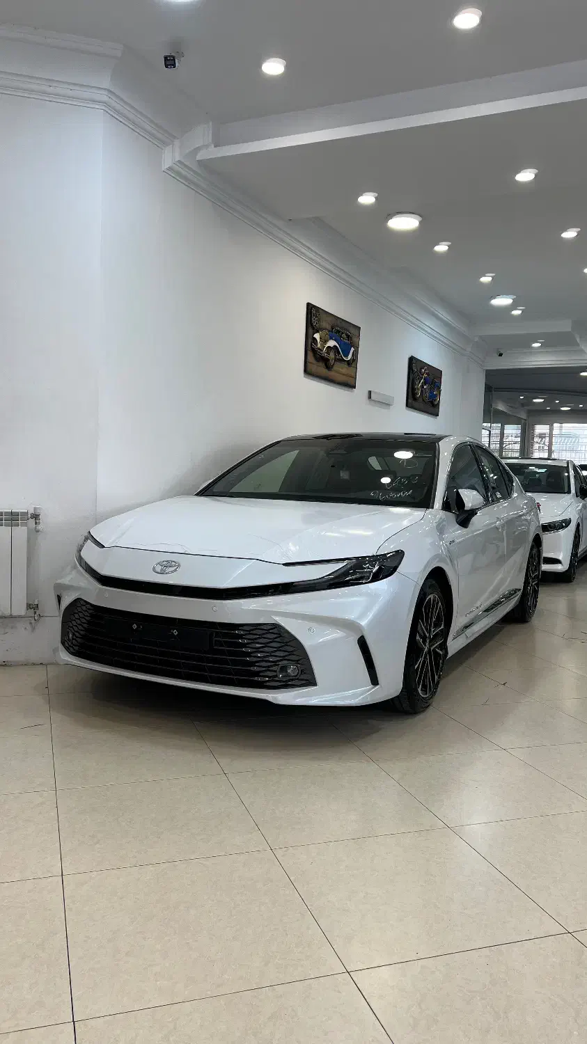 تویوتا کمری لومیر 2025|خودرو سواری و وانت|شیراز, فرهنگ شهر|دیوار