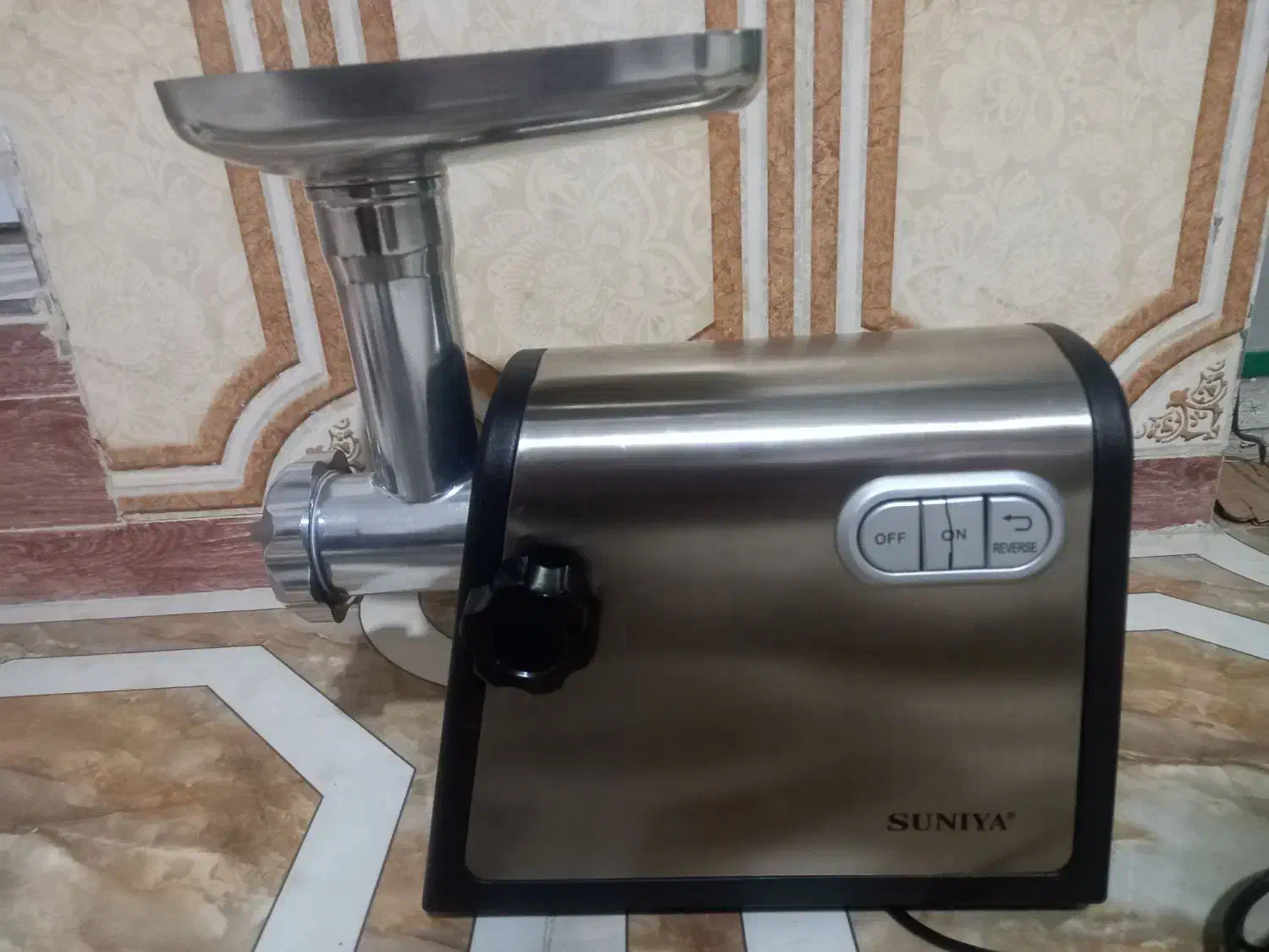 چرخ گوشت پر قدرت و کم صدا|خردکن، آسیاب، غذاساز|اسلامآباد غرب, |دیوار