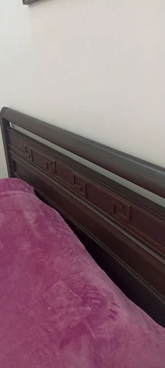 تخت خواب و خوش خواب سالم|تخت و سرویس خواب|لاهیجان, گلستان|دیوار