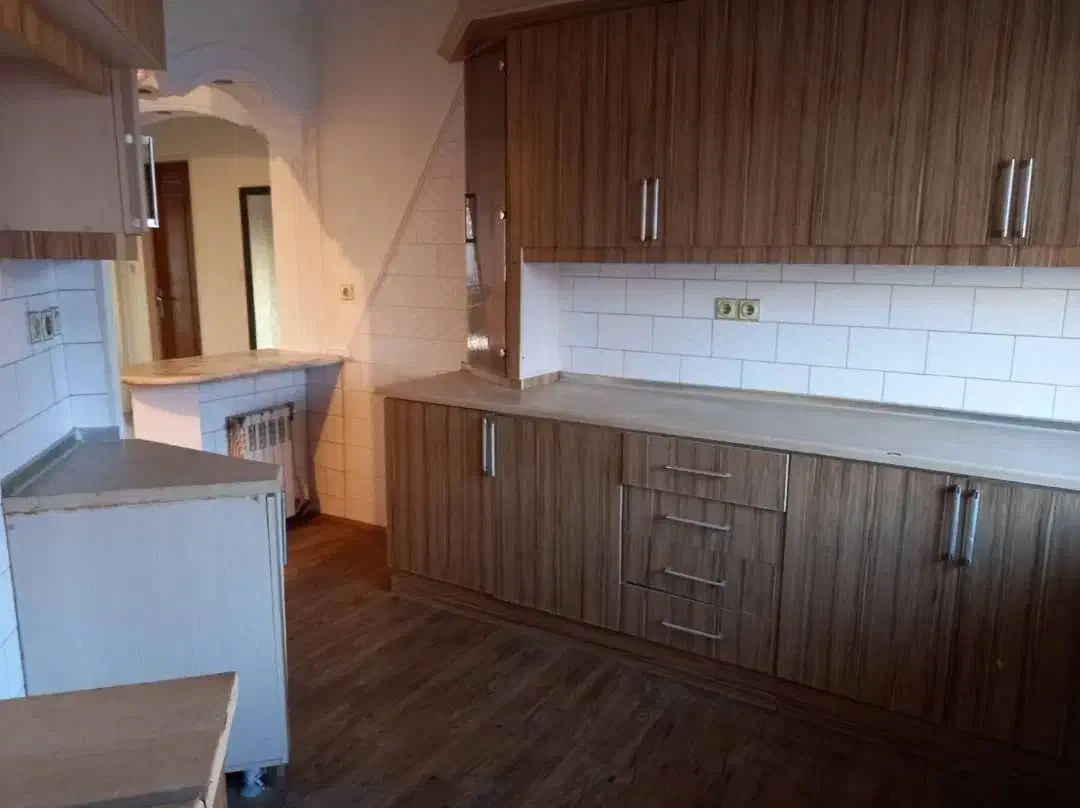 فروش واحد ۳ خواب لاکانی ۱۲۰ متری زیر قیمت منطقه|فروش آپارتمان|رشت, چله خانه|دیوار