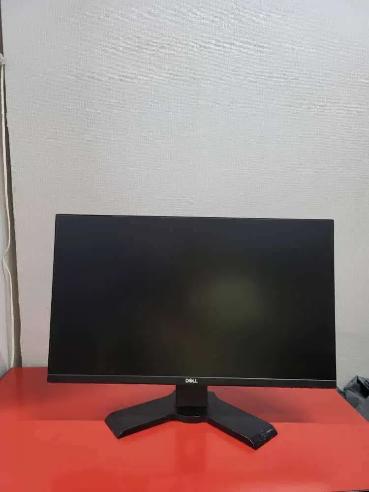 P2421 dell مانیتور استوک|قطعات و لوازم جانبی رایانه|تهران, فلسطین (میدان انقلاب)|دیوار