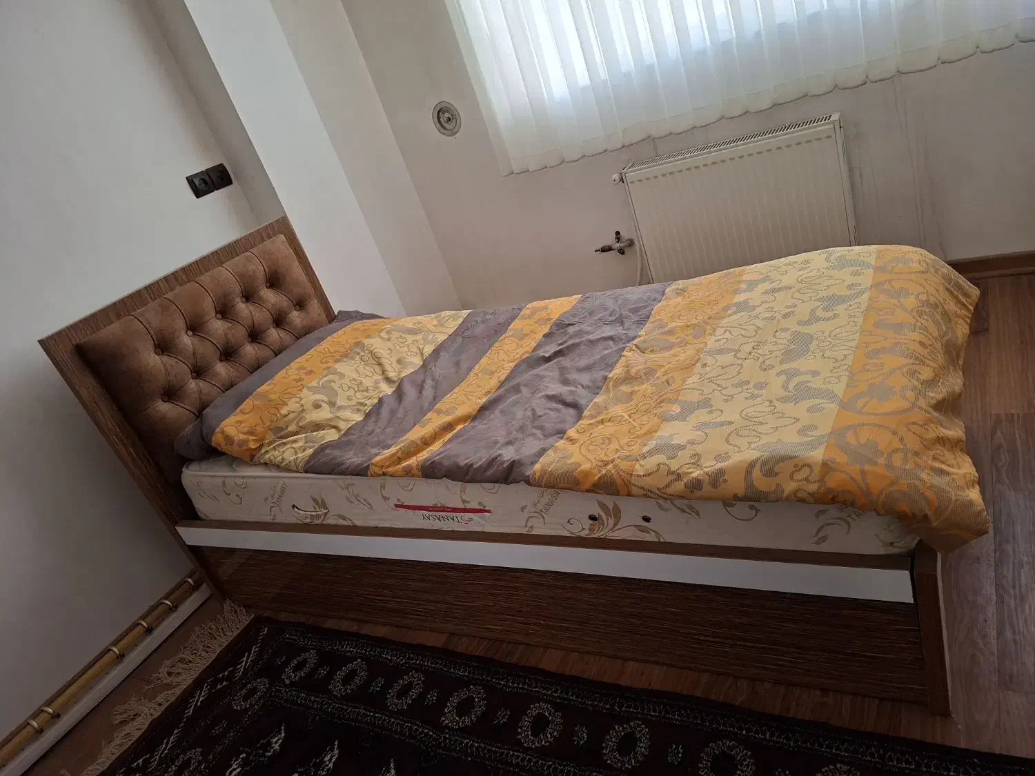 تخت با خوش خواب|تخت و سرویس خواب|گنبد کاووس, |دیوار