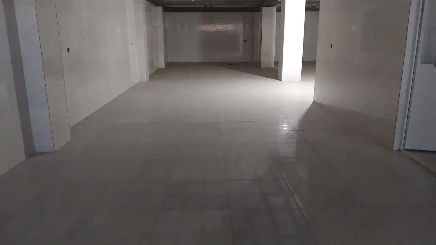 انباری|اجارهٔ مغازه و غرفه|الشتر, |دیوار