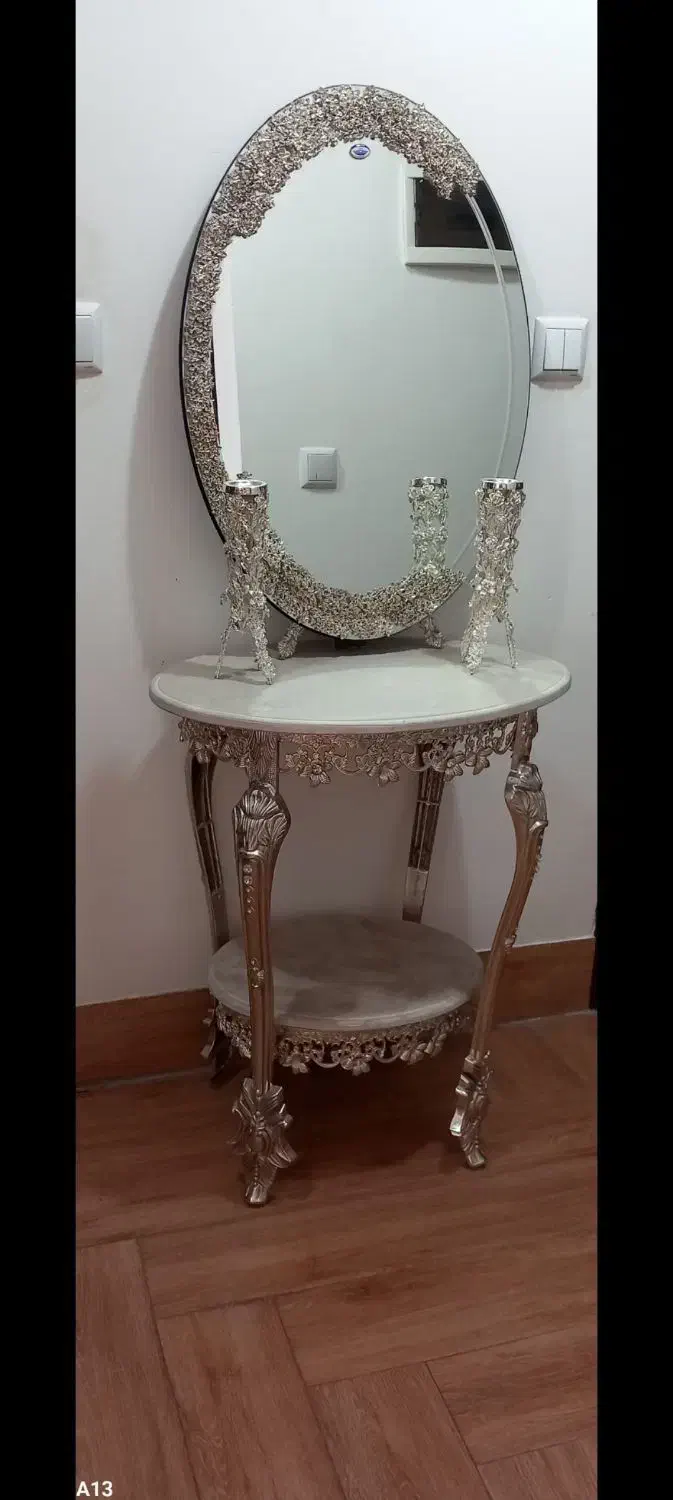 آیینه شمعدان|مبلمان خانگی و میز عسلی|کاشان, عربها|دیوار