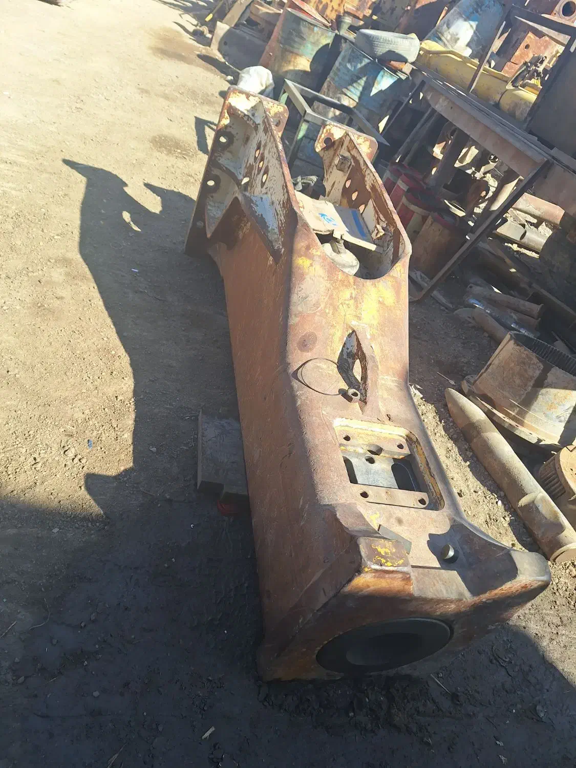 پیکور چکش بیل مکانیکی ۴۰۰ و ۳۲۰ و ۲۲۰|قطعات یدکی و لوازم جانبی|اصفهان, کشاورزی|دیوار