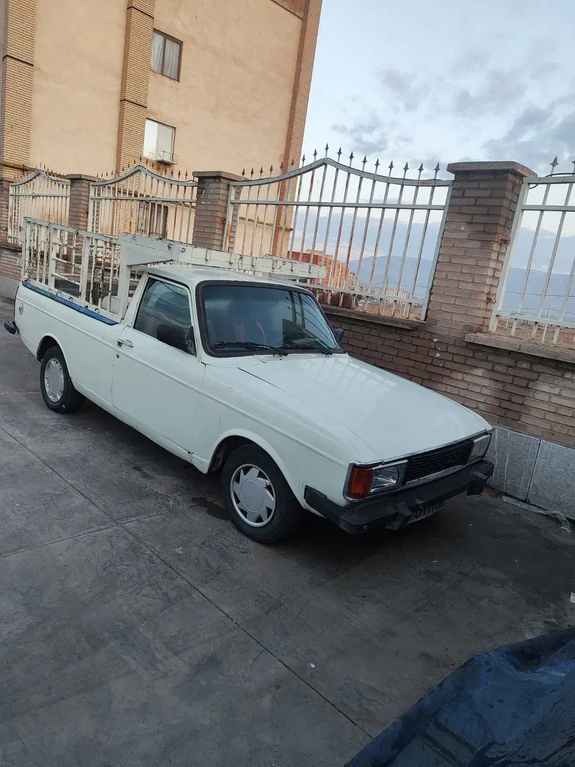 پیکان وانت دوگانه سوز کارخانه تمام رنگ|خودرو سواری و وانت|میانه, |دیوار