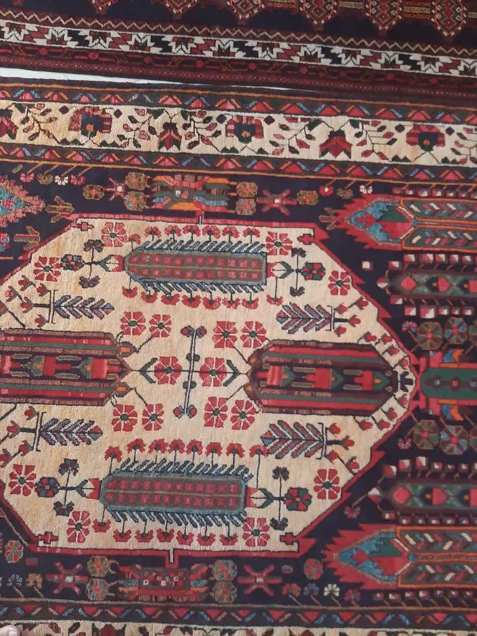 فرش|فرش|اصفهان, باغ زیار|دیوار