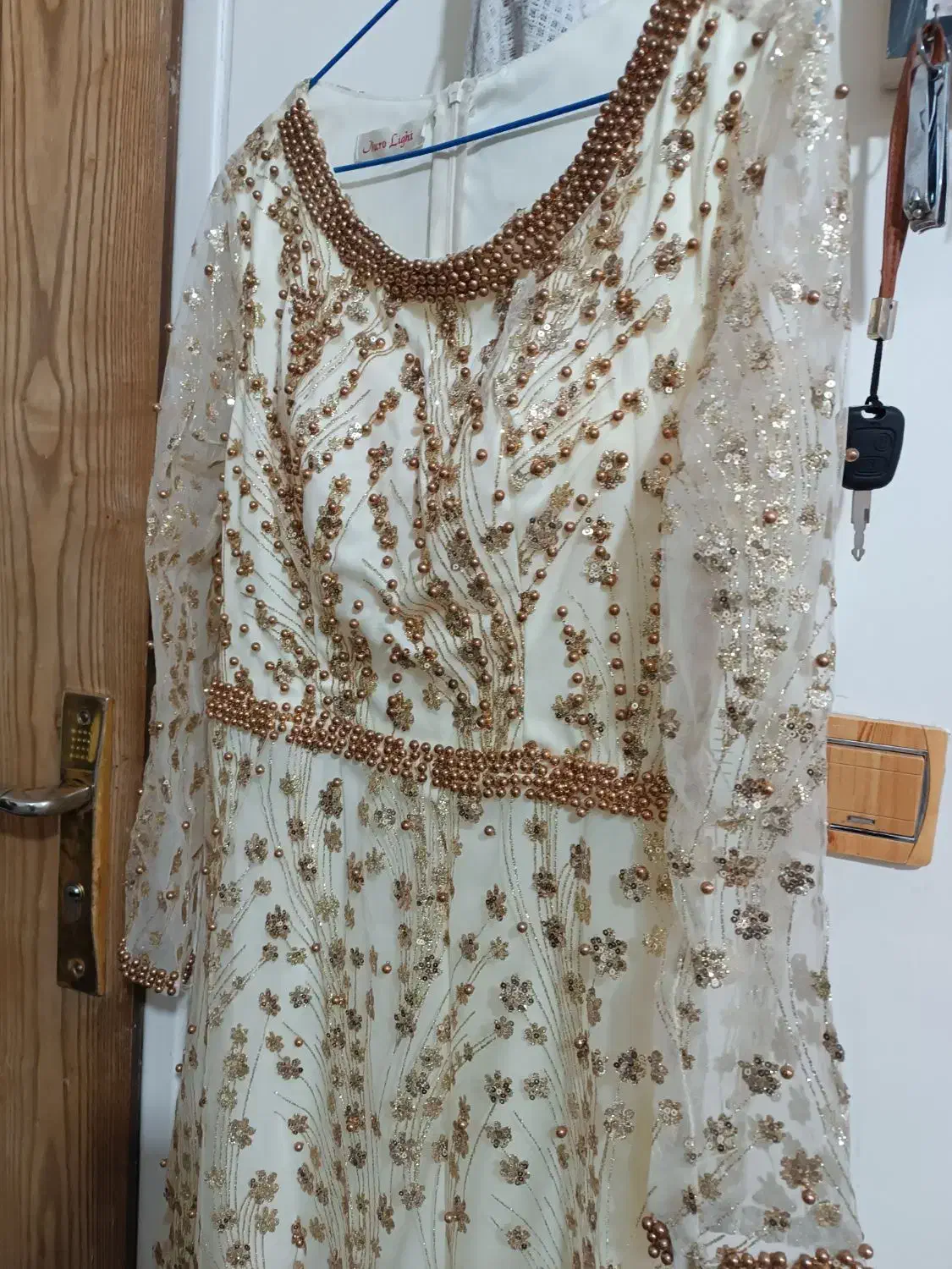 لباس مجلسی بسیار شیک|لباس|تهران, خاک سفید|دیوار