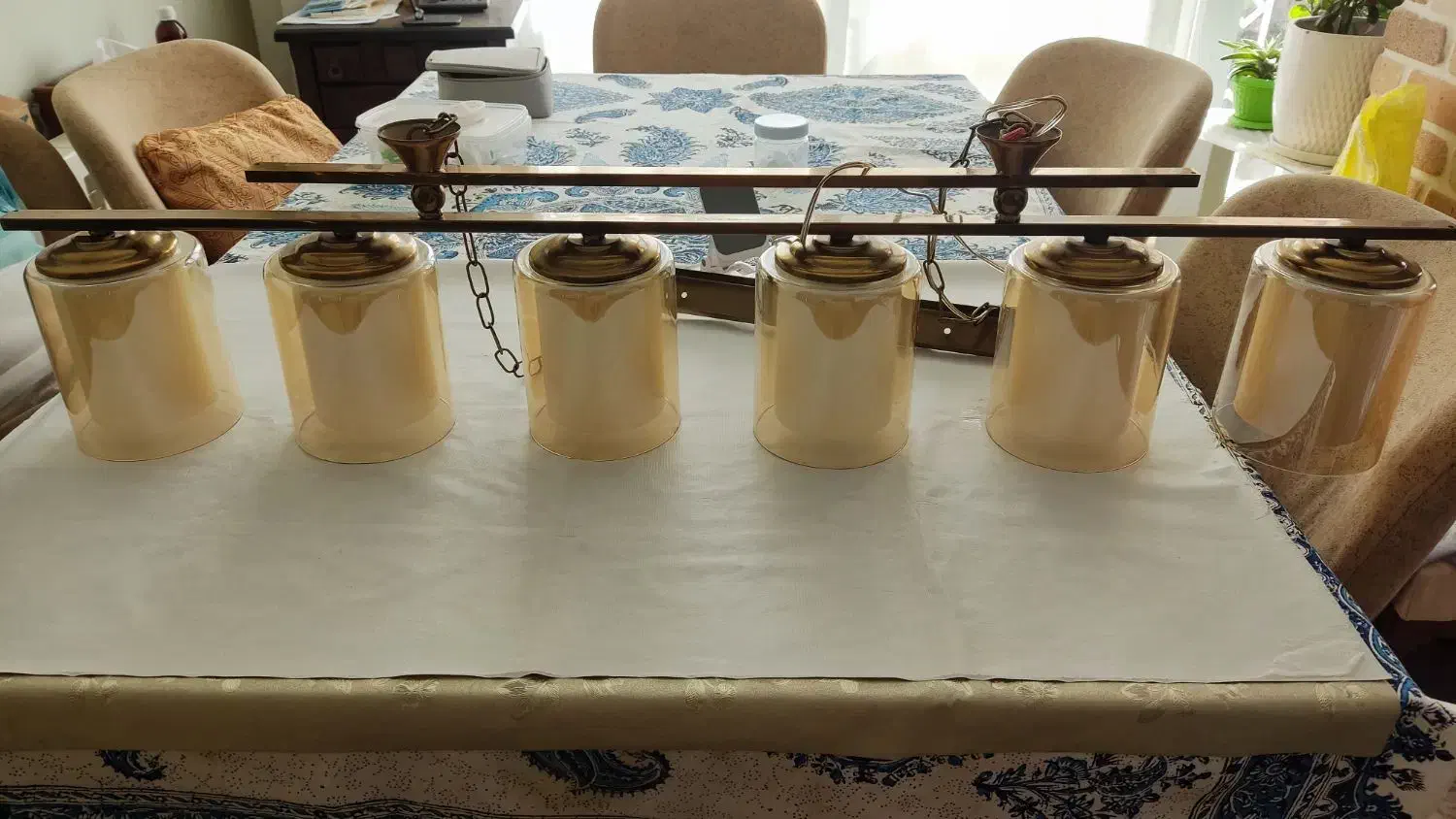 لوستر برنز ۶شاخه نو|لوستر و چراغ آویز|اصفهان, کوی ولی عصر|دیوار