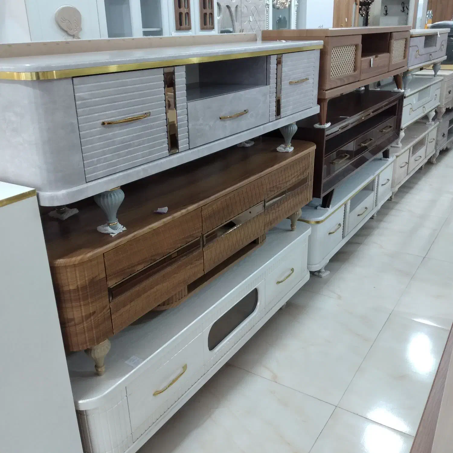 انواع میز تلویزیون در اندازه مختلف و مدل های زیبا|میز تلویزیون|آبسرد, |دیوار