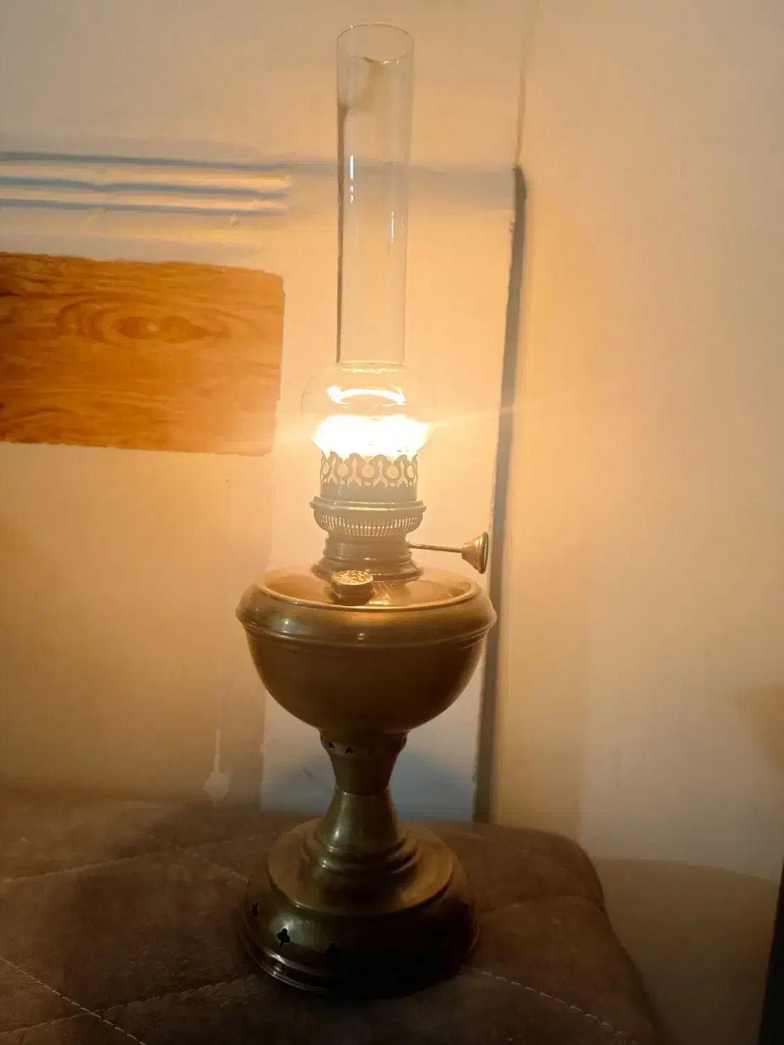 لمپا .گردسوز. چراغ.خورشید|کلکسیون اشیاء عتیقه|گرگان, |دیوار