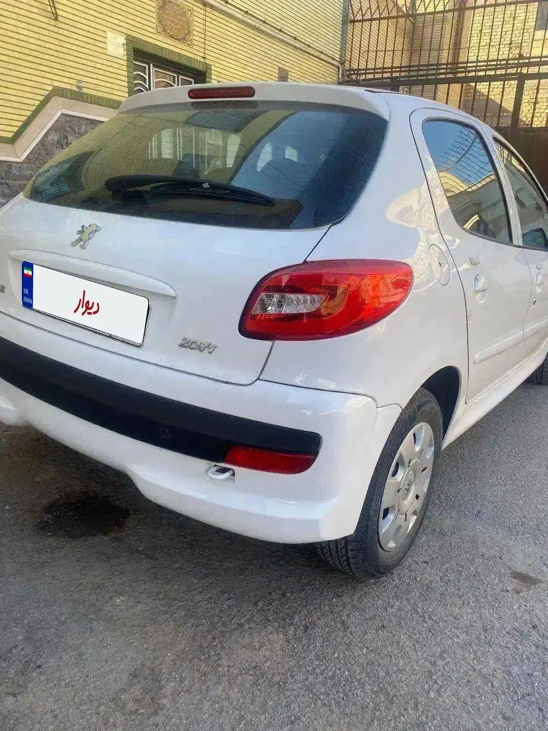 207سقف فلز 1402|خودرو سواری و وانت|فولادشهر, مسکن مهر فولادشهر|دیوار