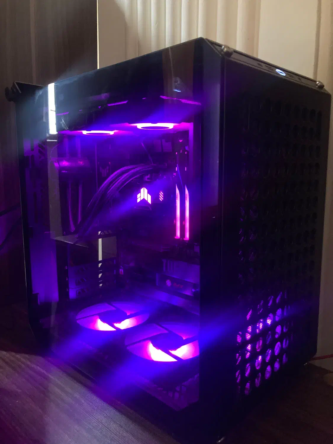 کیس گیمینگ (Powered by AMD Ryzen)|رایانه رومیزی|رشت, شالکو|دیوار