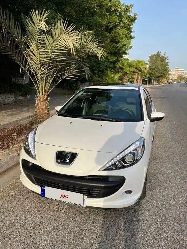 ۲۰۷ اتومات سقف پانا مدل ۱۴۰۳|خودرو سواری و وانت|کیش, |دیوار