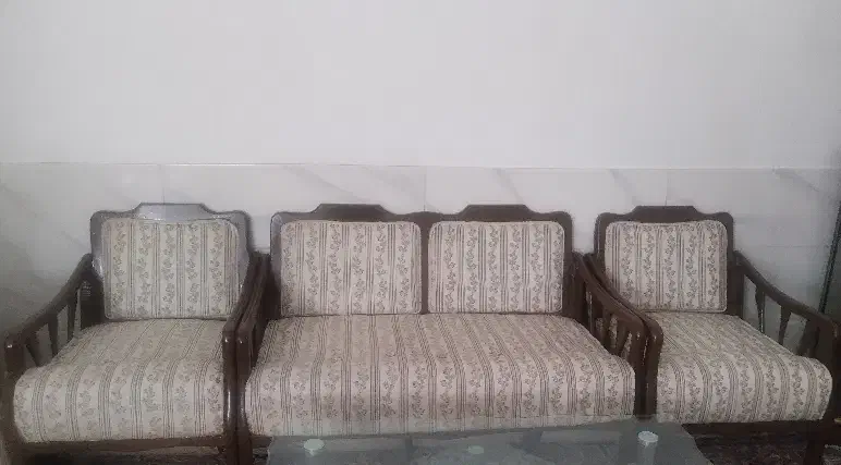 مبل هفت نفره|مبلمان خانگی و میز عسلی|سبزوار, هویزه|دیوار