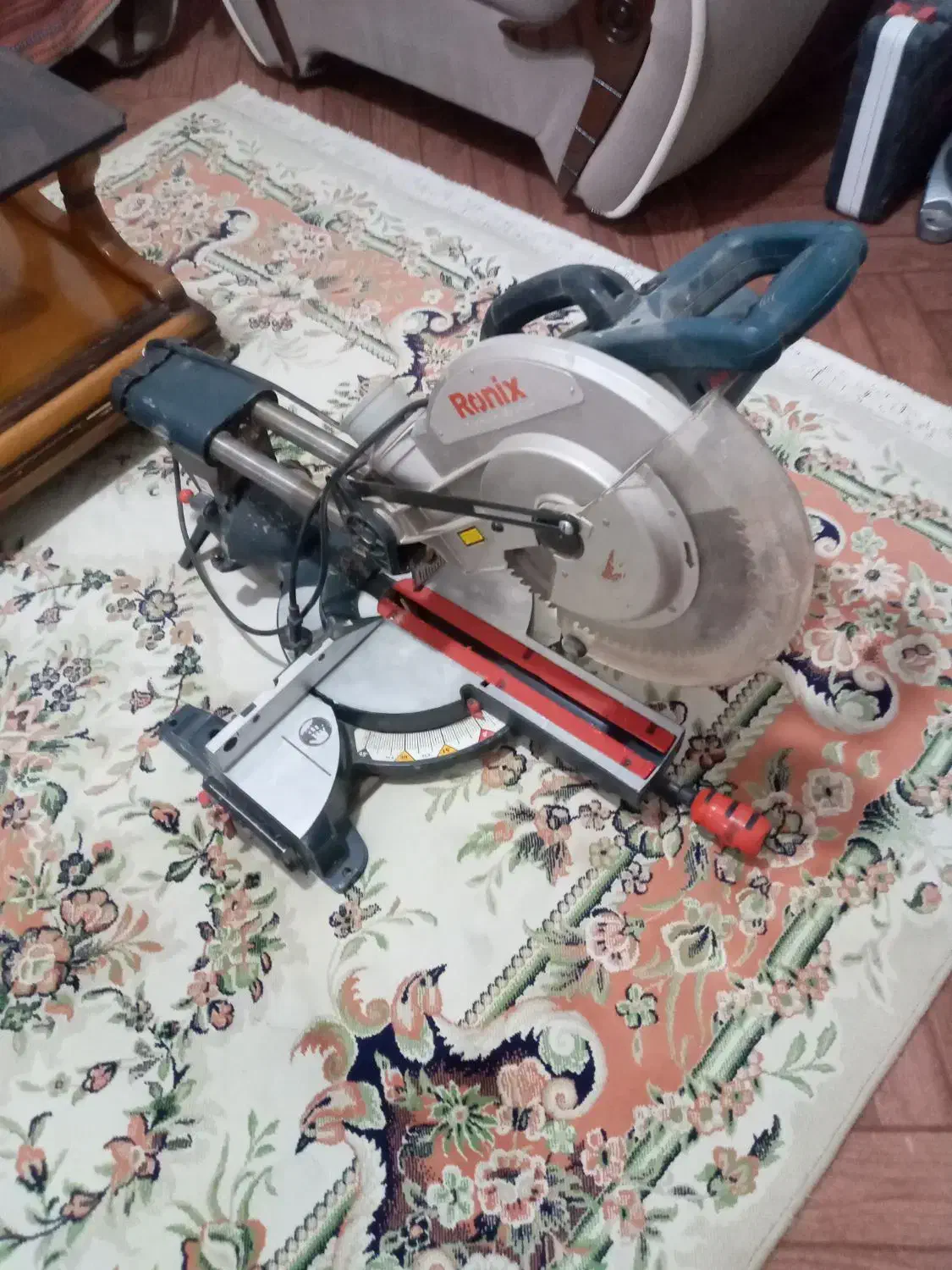 فارسی بر رونیکس|ابزارآلات|قوچان, |دیوار