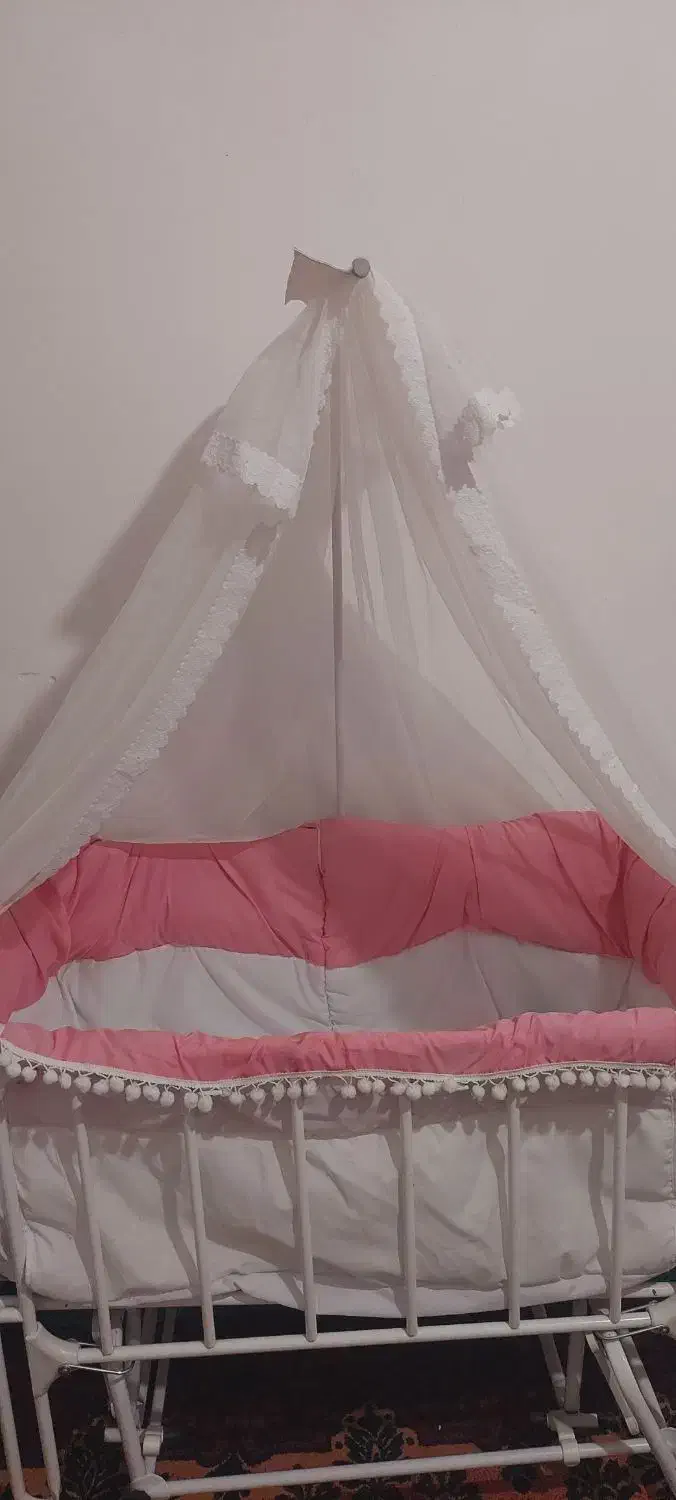 گهواره|تخت و سرویس خواب|سراوان, |دیوار