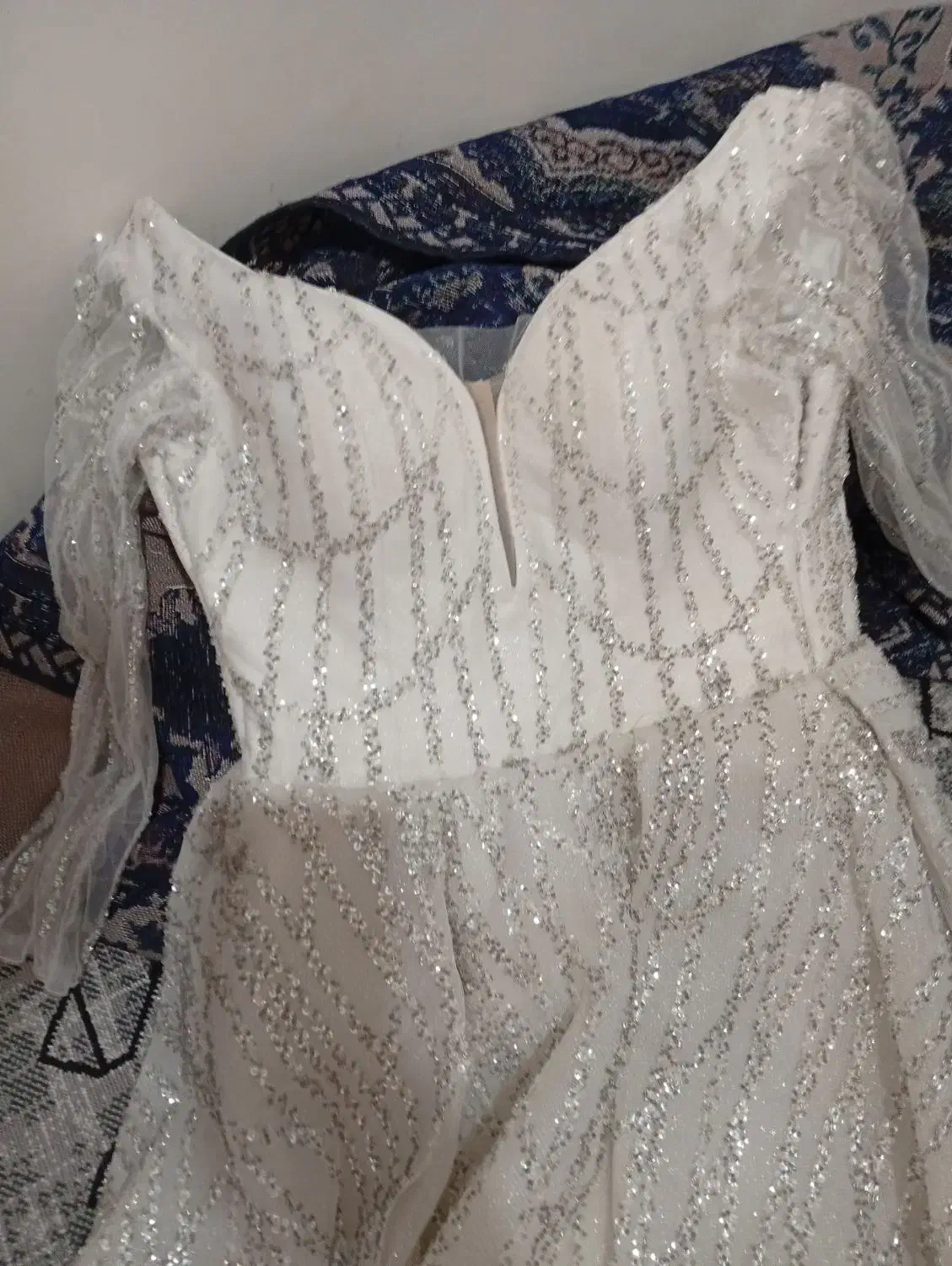 لباس عروس|لباس|پیشوا, |دیوار