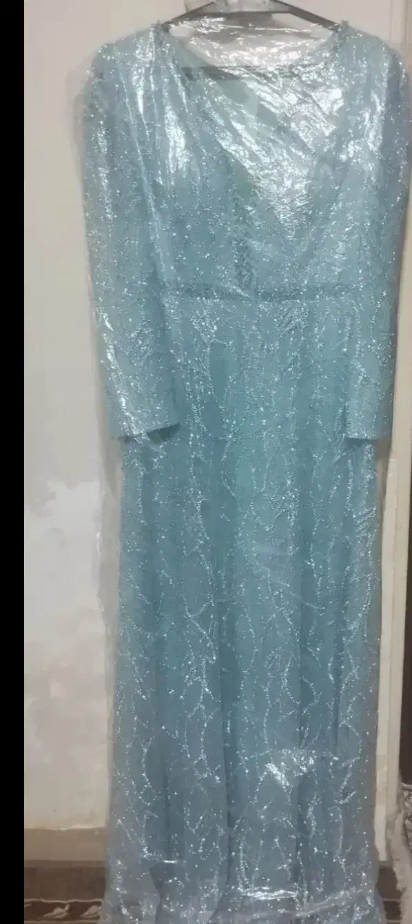 لباس مجلسی|لباس|همدان, |دیوار