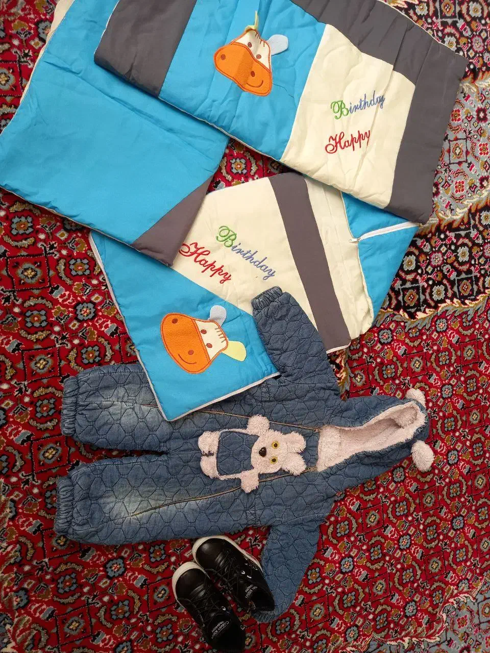 لباس و کفش و سرویس خواب بچه|کفش و لباس بچه|کامیاران, |دیوار