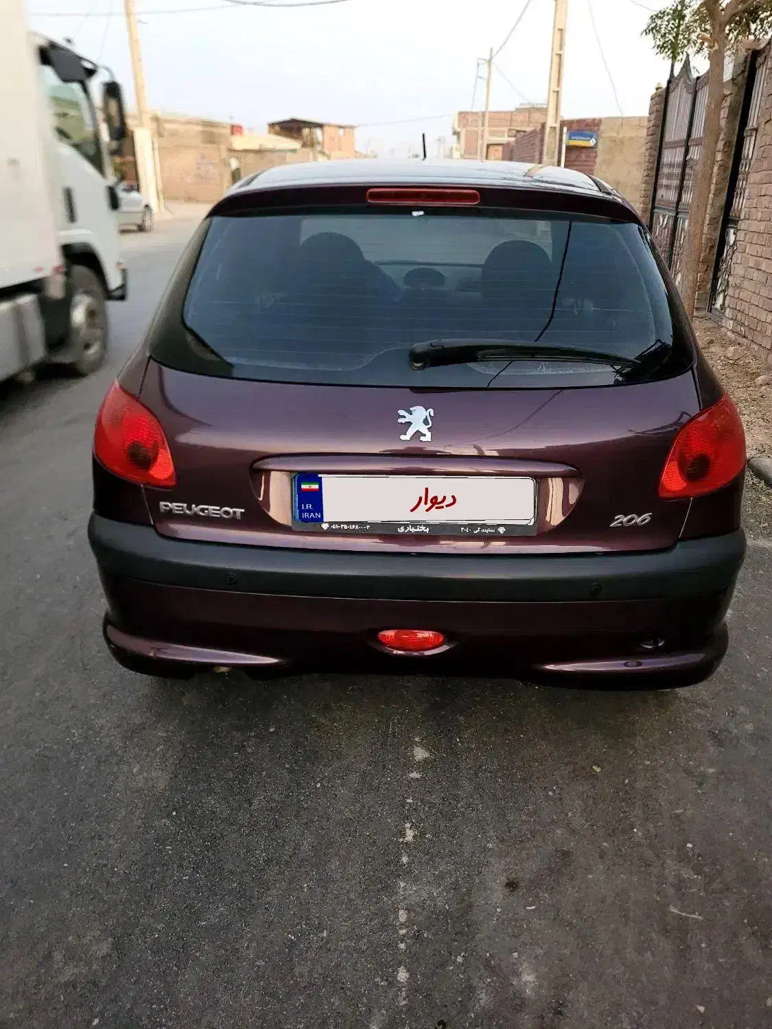 ۲۰۶بادمجانی کم کار زیرخاکی عتیقه تک برگ سند|خودرو سواری و وانت|کرمان, |دیوار