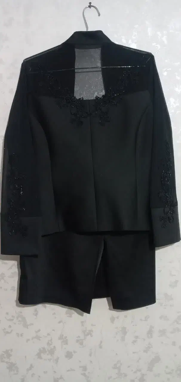 فروش کت  و دامن سه تیکه کوتاه|لباس|محلات, |دیوار