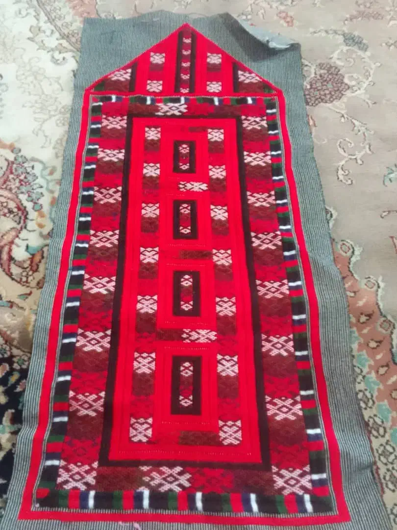 زی آستین|لباس|سیب و سوران, |دیوار