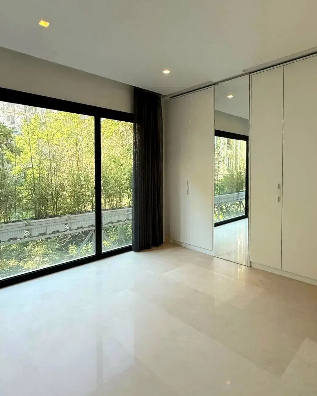 زعـفـرانـیــه ( ساختمان برند ) 200 متر