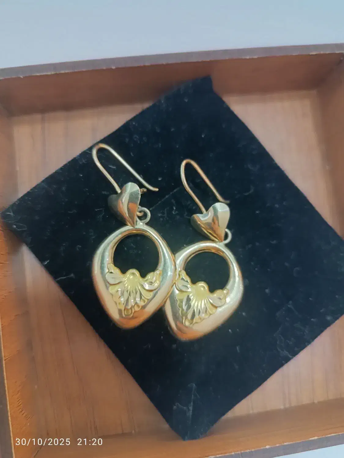 گوشواره|جواهرات|شوشتر, |دیوار