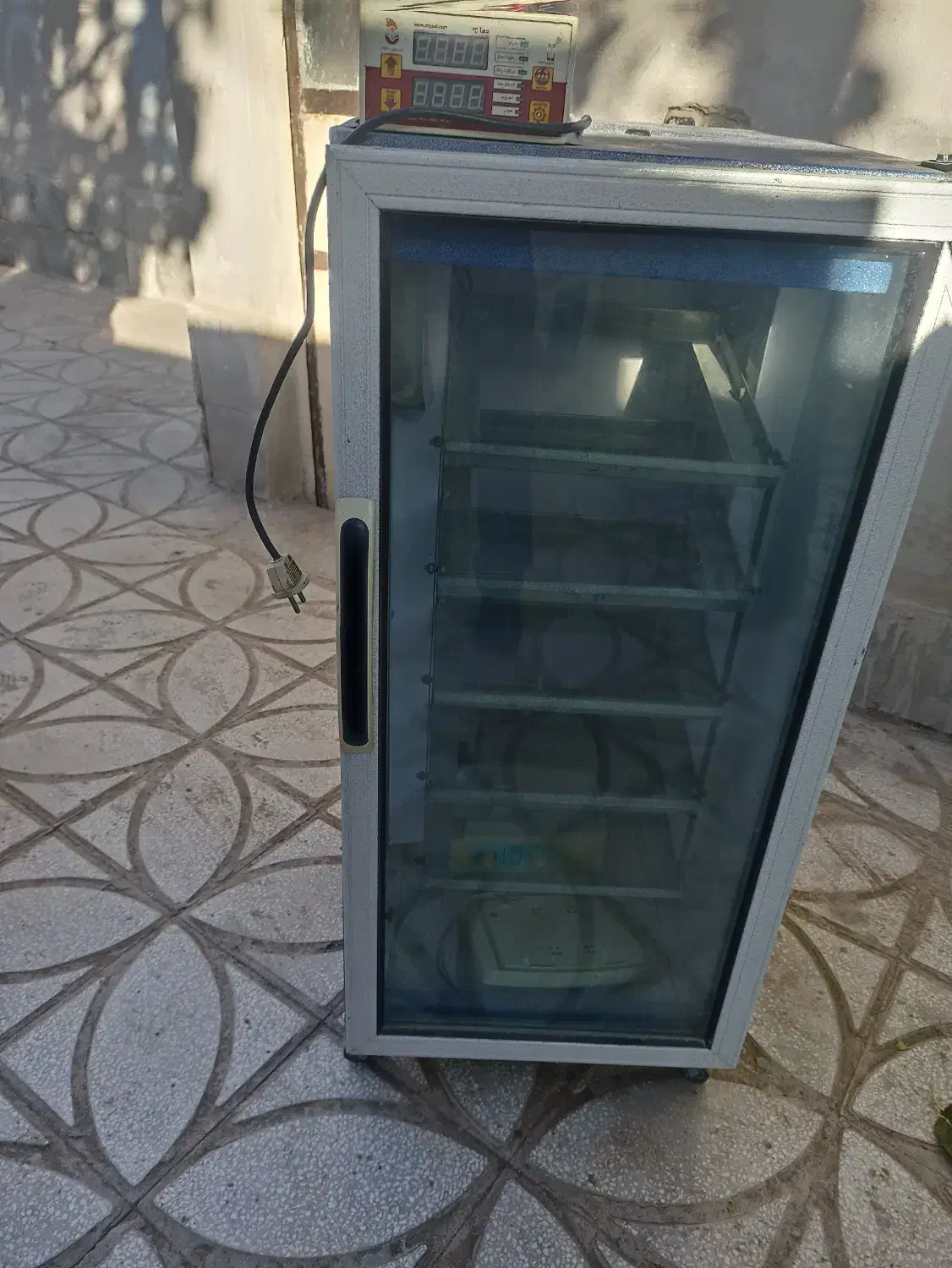 دستگاه جوجه کشی|لوازم جانبی حیوانات|سبزوار, قصبه شرقی|دیوار